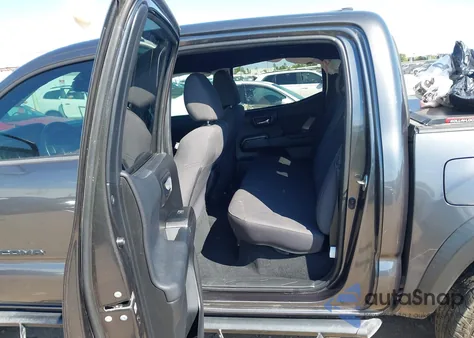 2019 Toyota Tacoma Trd Off Road z USA, uszkodzony, nr VIN 3TMCZ5AN4KM228125